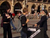 2004-07-16_aktion_vodafone-01_800