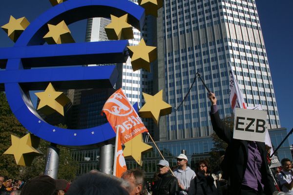 EZB schwingt die Peitsche
